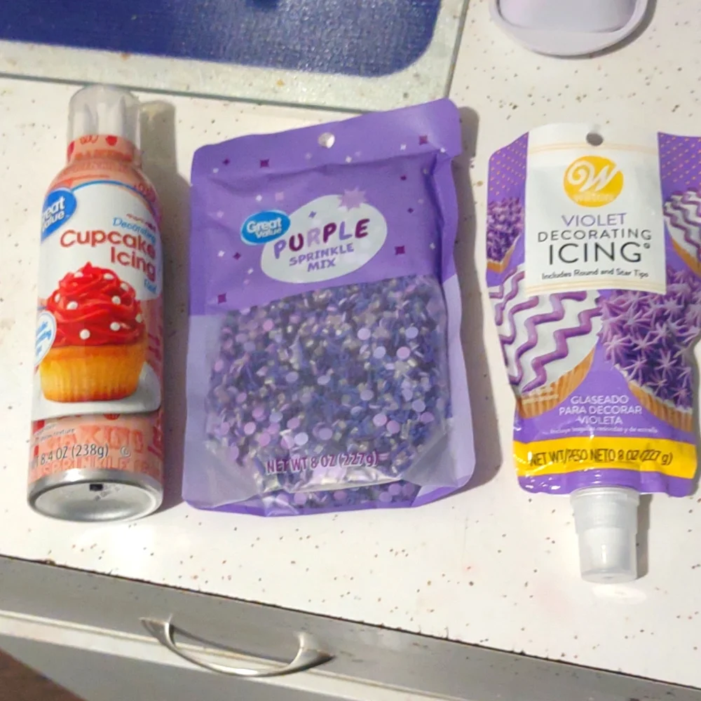 All brand New Frosting & Sprinkles